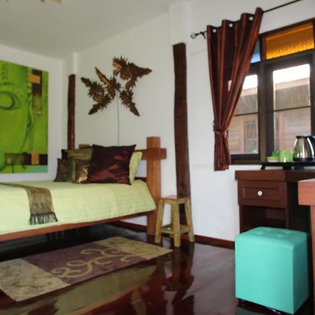 Kalaka Homestay Ban Ban San Sai Esterno foto